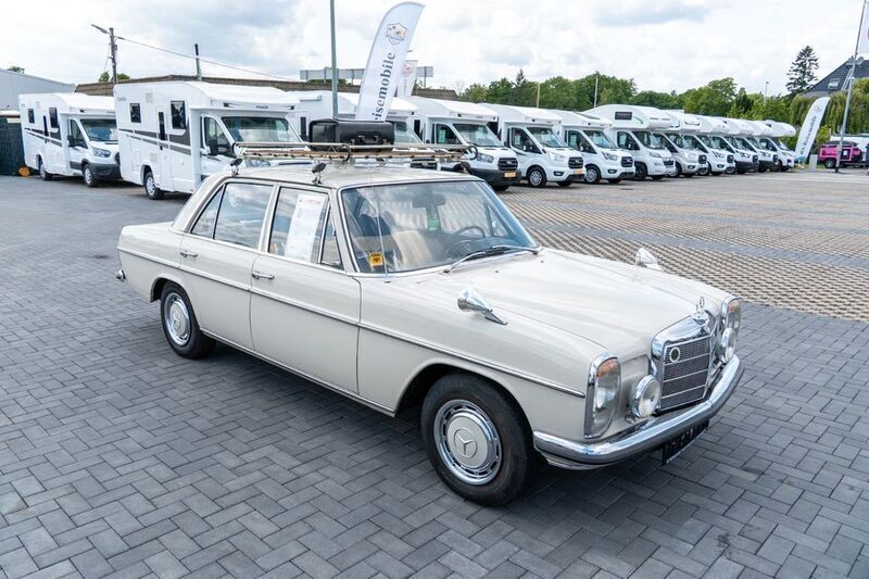Gebraucht Mercedes 200/8 95 PS (69 kW) 1971 Weiß Limousine