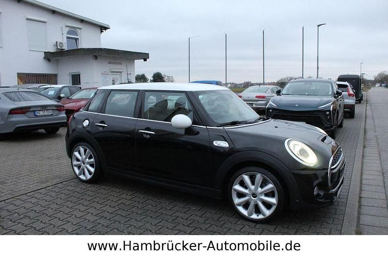 Gebraucht Mini Cooper 192 PS (141 kW) 2019 Schwarz Kleinwagen