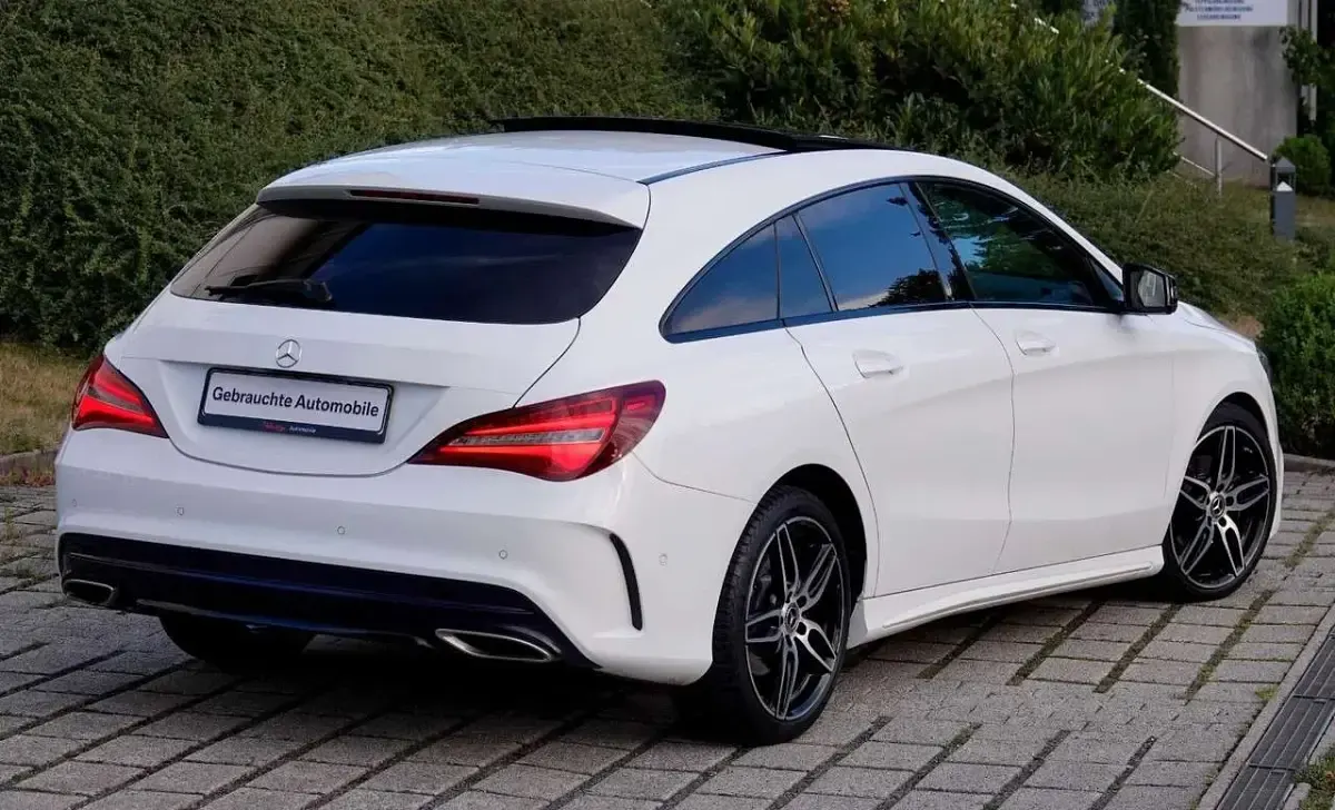 Gebraucht Mercedes CLA180 AMG 122 PS (89 kW) 2018 Polarweiss Coupé