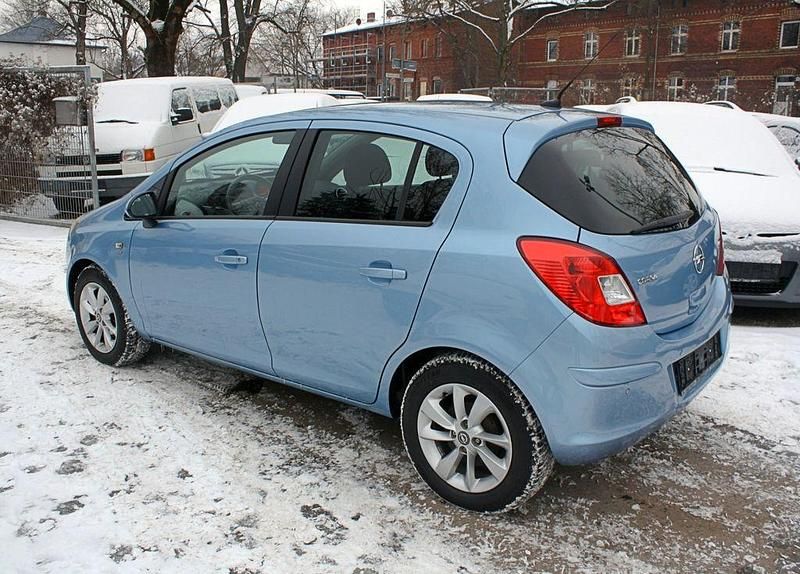 Gebraucht Opel Corsa Energy 86 PS (63 kW) 2014 Blau Limousine