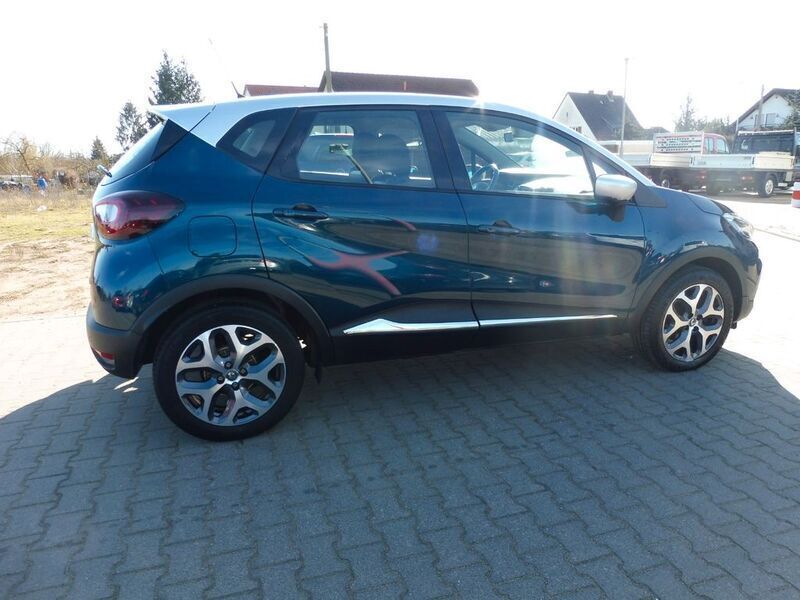 Gebraucht Renault Captur Intens 110 PS (80 kW) 2017 Blau SUV