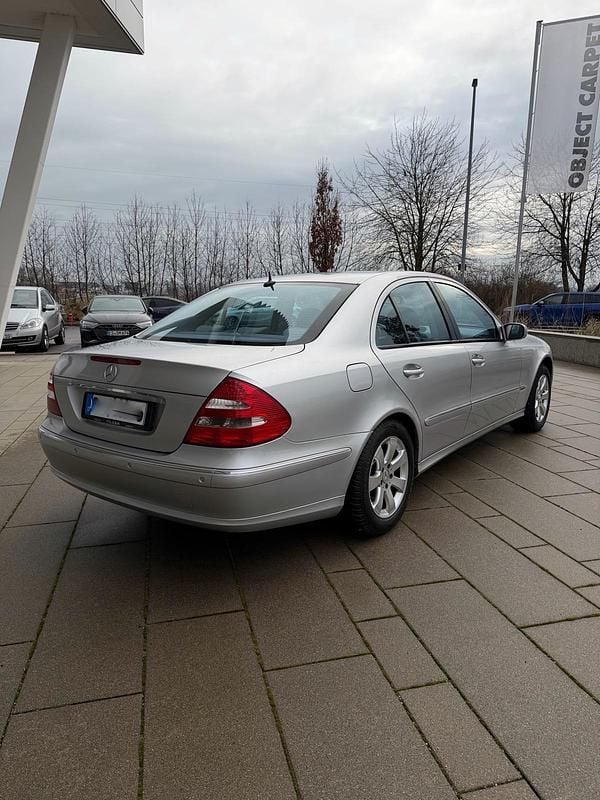 Gebraucht Mercedes E320 224 PS (164 kW) 2002 Silber Limousine
