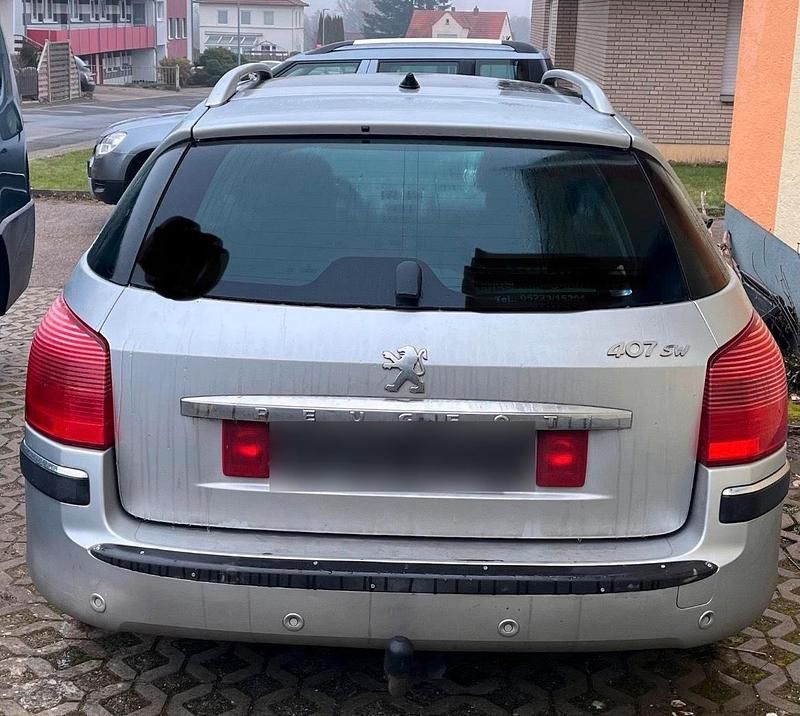 Gebraucht Peugeot 407 140 PS (102 kW) 2009 Silber Kombi