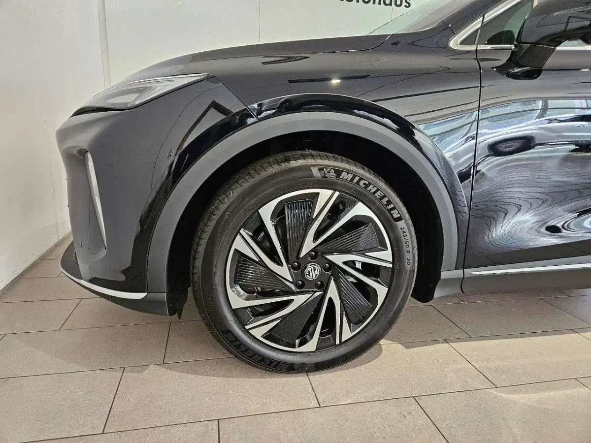 Gebraucht MG MGS6 EV Luxury 266 kW (362 PS) 2026 Pebble back SUV