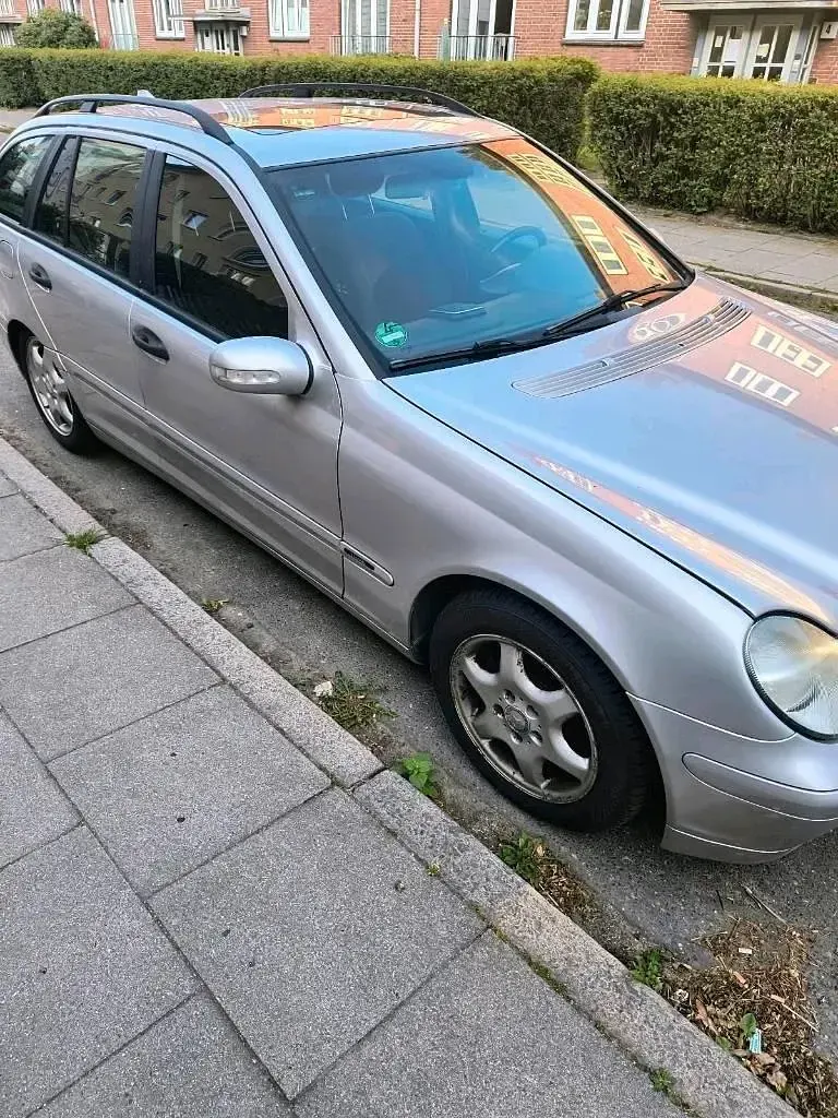Gebraucht Mercedes C180 143 PS (105 kW) 2002 Silber Kombi