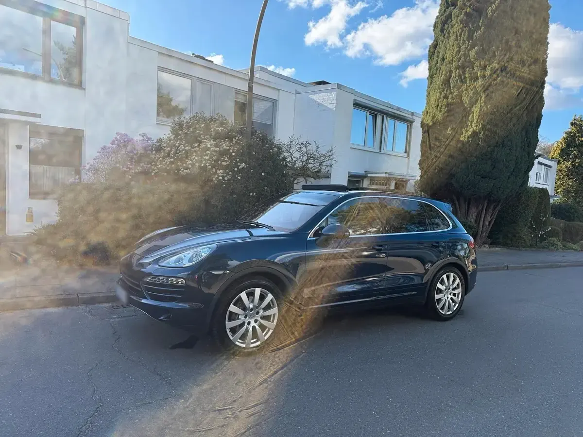 Gebraucht Porsche Cayenne 245 PS (180 kW) 2012 Blau SUV