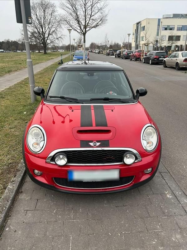Käytetty Mini Cooper S Coupé 174 HP (127 kW) 2008 Punainen Coupe - kaksiovinen