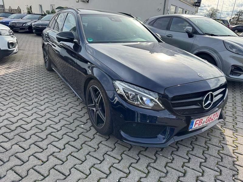 Gebraucht Mercedes C200 AMG line 184 PS (135 kW) 2017 Blau Limousine