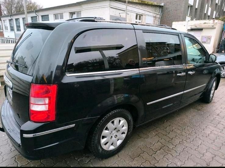 Gebraucht Chrysler Grand Voyager 163 PS (119 kW) 2008 Schwarz Van / Kleinbus