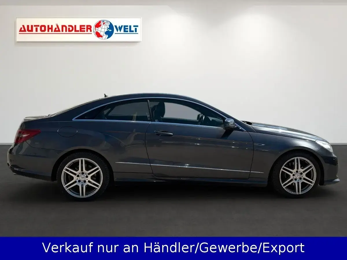 Używany Mercedes E350 292 KM (214 kW) 2011 Szary Coupe