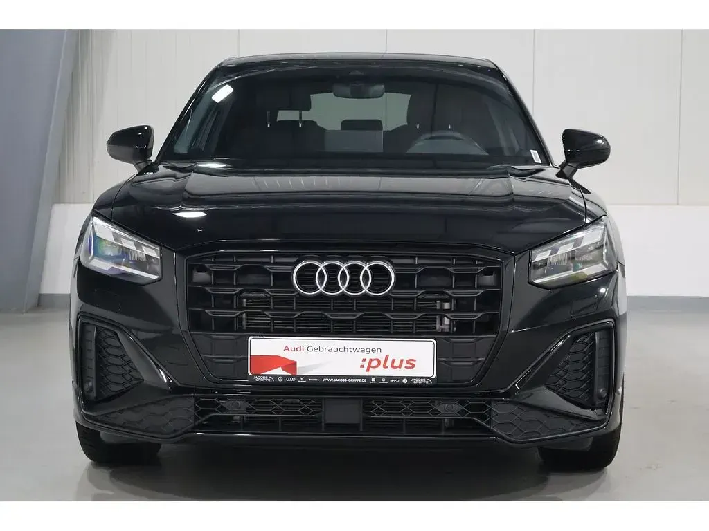 Gebraucht Audi Q2 S-Line 150 PS (110 kW) 2025 Schwarz SUV