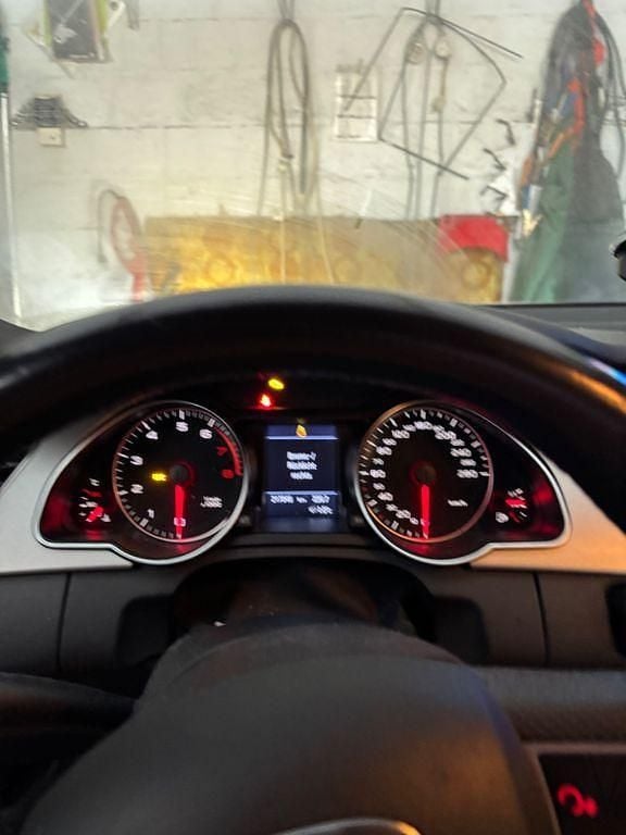 Beige Gebraucht 2009 Audi A5 Sport Coupé | 6.600 € (Superpreis) - Bild 1/4