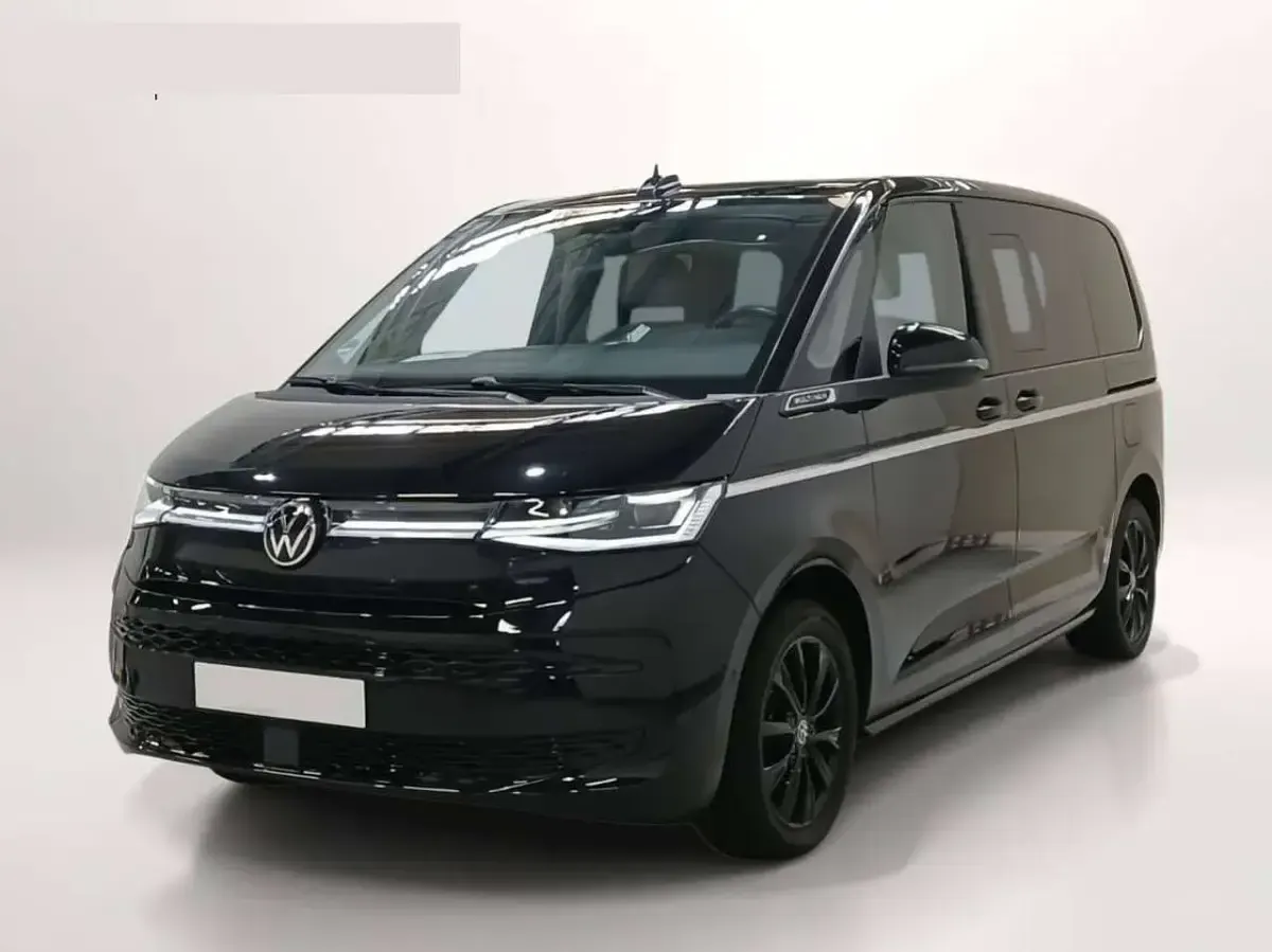 Gebraucht VW Multivan Style 150 PS (110 kW) 2025 Deep black perleffekt Van / Kleinbus