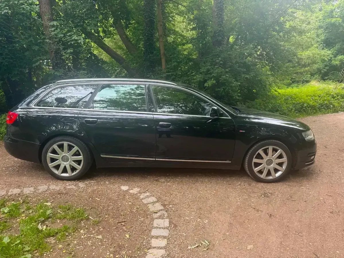 Gebraucht Audi A6 S-Line 239 PS (175 kW) 2010 Schwarz Kombi