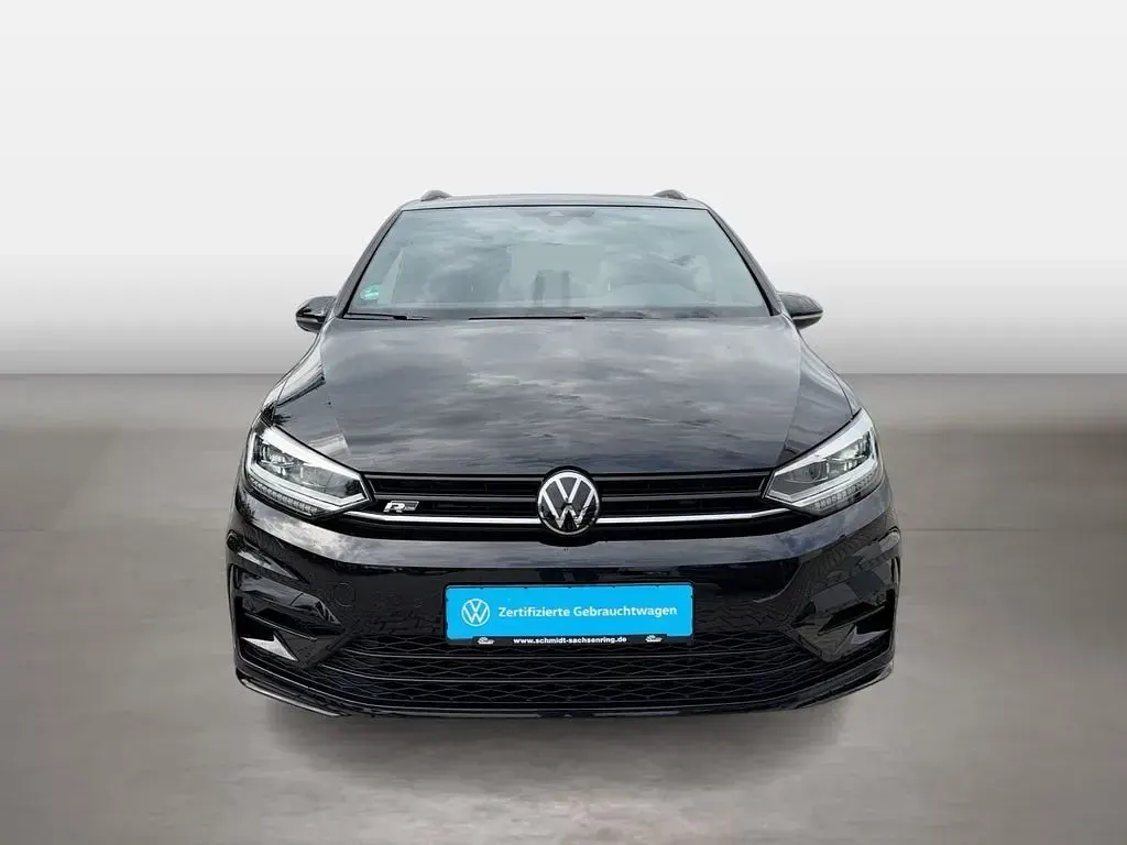 Gebraucht VW Touran Highline 150 PS (110 kW) 2025 Grenadillschwarz metallic Van / Kleinbus