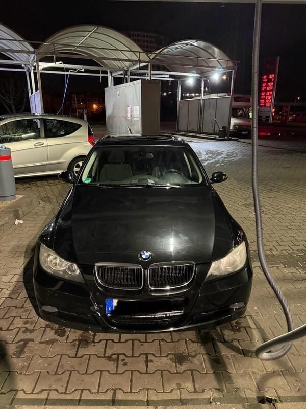 Schwarz Gebraucht 2007 BMW 320 Limousine | 2.500 € (Superpreis) - Bild 1/4