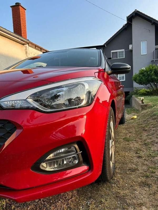 Gebraucht 2019 Hyundai i20 Trend Limousine | 10.499 € (Fairer Preis) - Bild 1/4