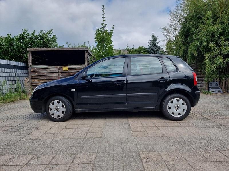 Schwarz Gebraucht 2004 VW Polo Basis Kleinwagen | 500 € (Superpreis) - Bild 1/4