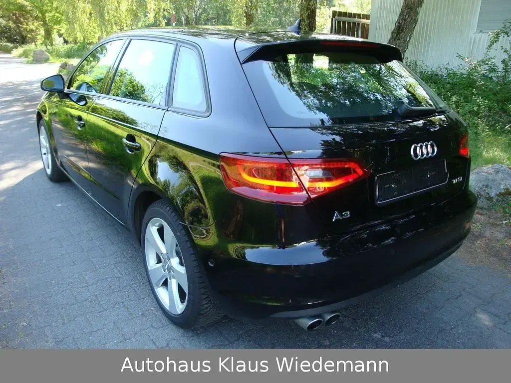 Gebraucht Audi A3 Ambition 140 PS (102 kW) 2014 Schwarz Limousine