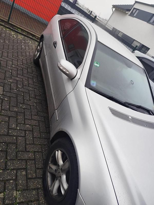 Gebraucht Mercedes C180 143 PS (105 kW) 2004 Grau Coupé