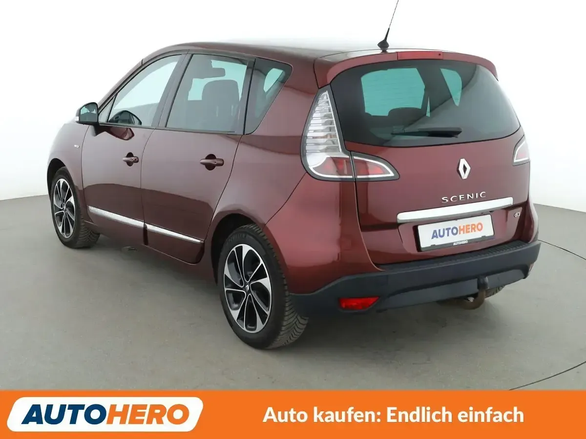 Gebraucht Renault Scenic E-Tech Bose Edition 131 PS (96 kW) 2015 Rot Van / Kleinbus