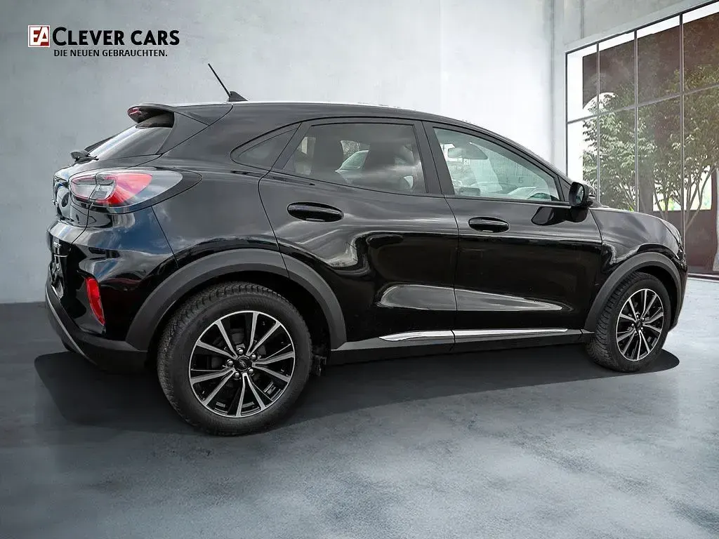 Używany Ford Puma Titanium 125 KM (91 kW) 2022 Czarny SUV