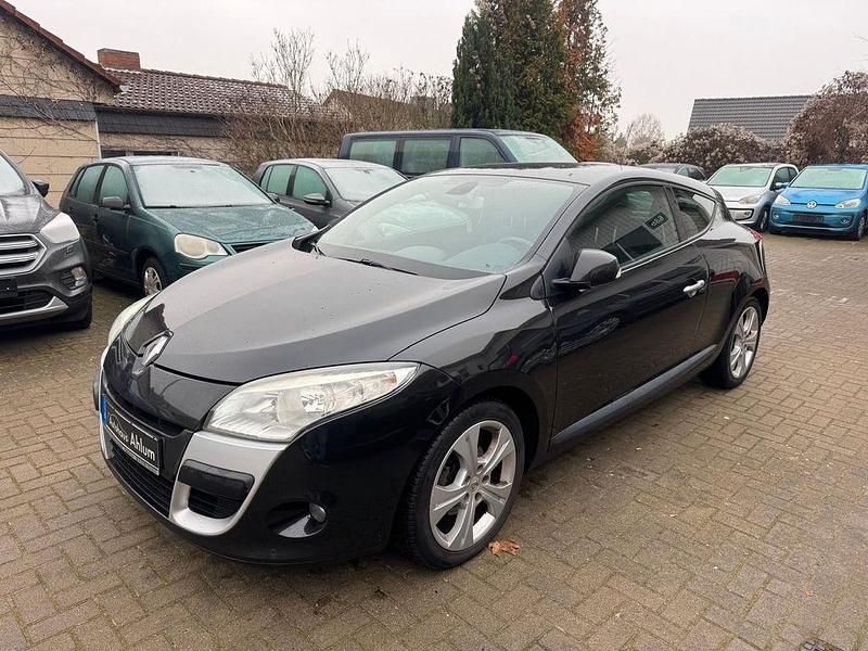 Gebraucht Renault Mégane III Dynamique 110 PS (80 kW) 2009 Schwarz Coupé