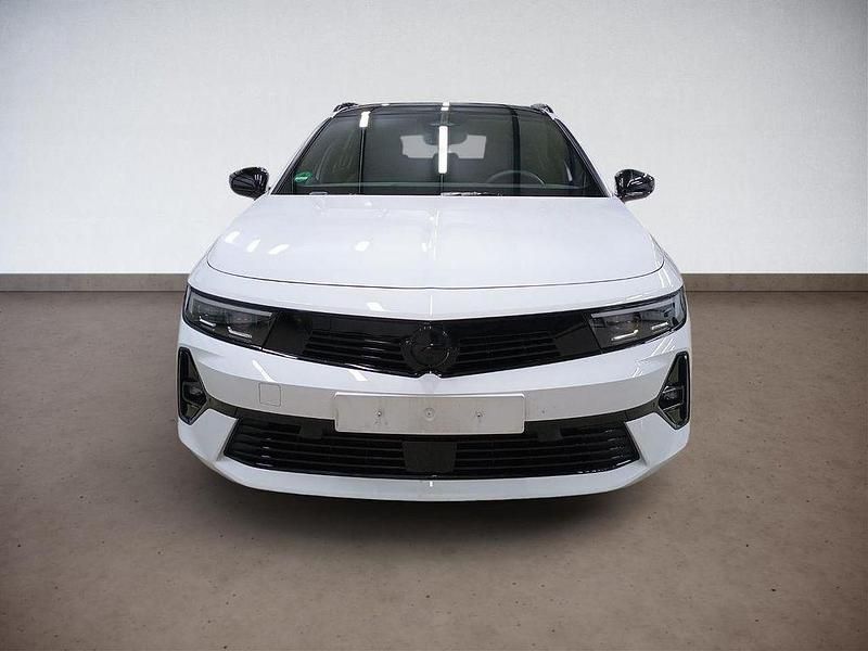 Gebraucht Opel Astra Ultimate 131 PS (96 kW) 2024 Arktisweiß Kombi