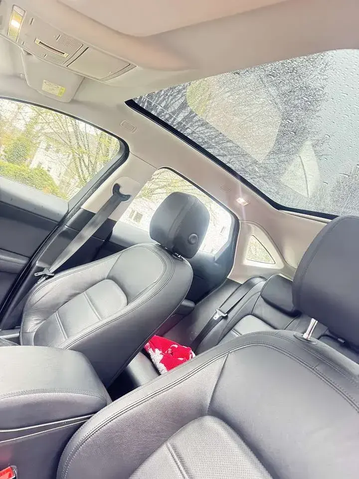 Gebraucht Jaguar E-Pace SE 180 PS (132 kW) 2018 Weiß SUV