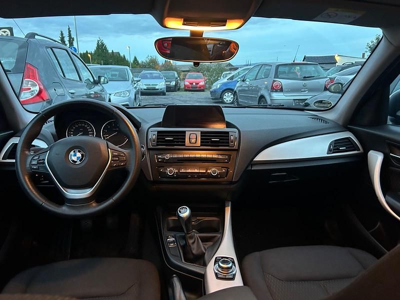 Gebraucht BMW 114 102 PS (75 kW) 2015 Schwarz Kleinwagen