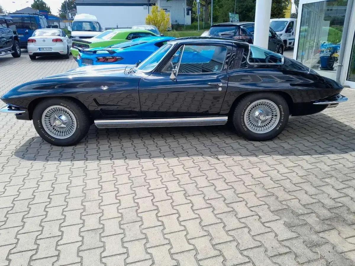 Używany Corvette Stingray 264 KM (194 kW) 1964 Czarny Coupe