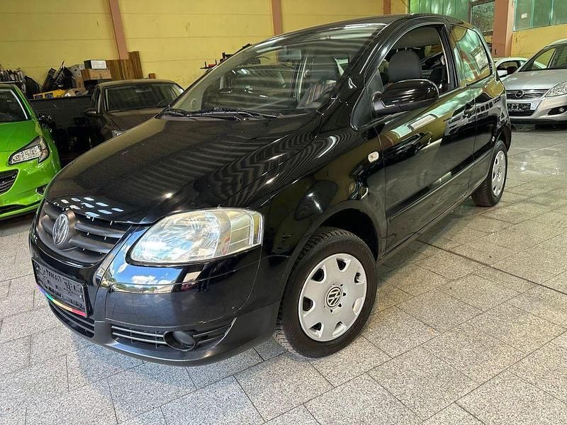 Schwarz Gebraucht 2007 VW Fox Basis Kleinwagen | 1.550 € (Fairer Preis) - Bild 1/4