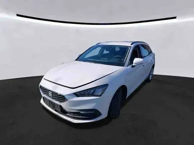 Gebraucht Seat Leon ST Style 150 PS (110 kW) 2022 "candy" weiss Kombi