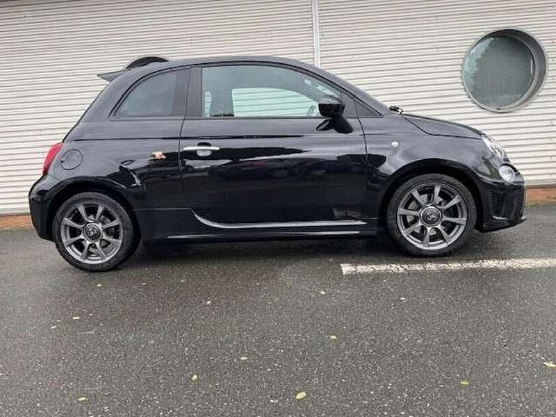Gebraucht Abarth 595 165 PS (121 kW) 2023 Schwarz Kleinwagen