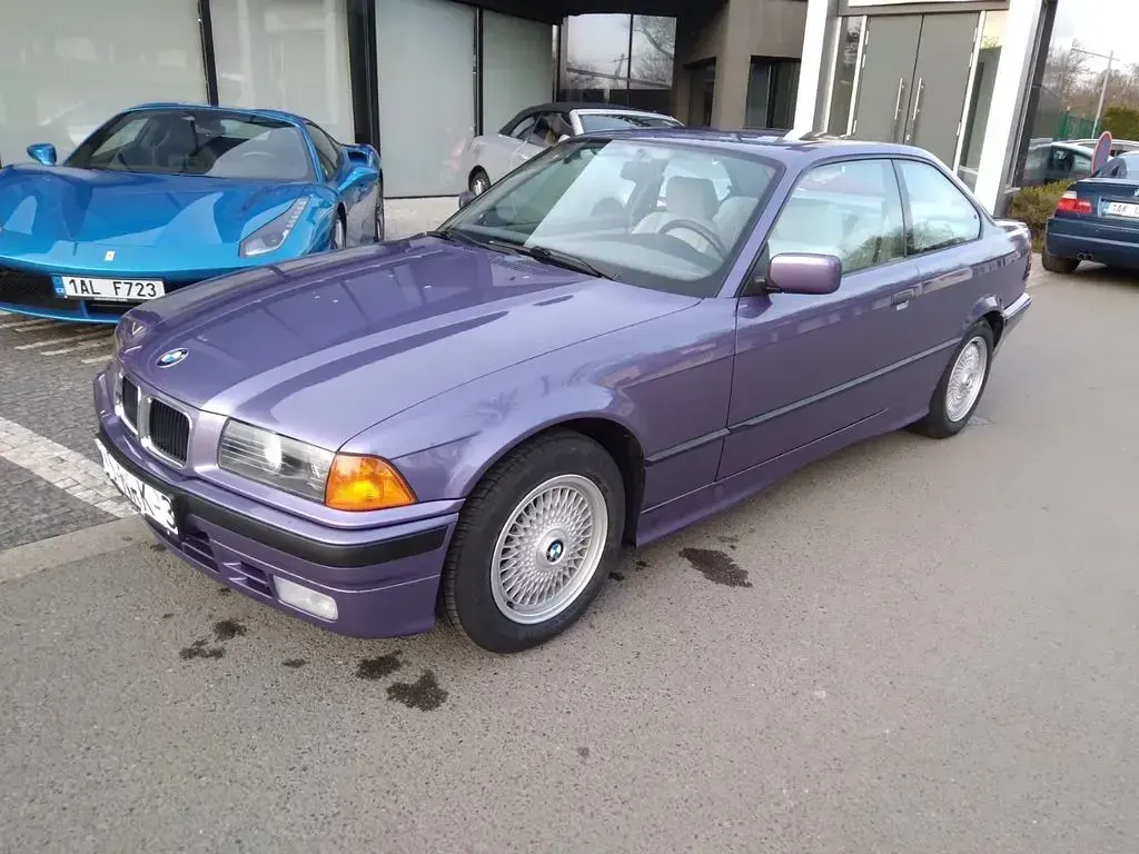 Używany BMW 325 193 KM (141 kW) 1993 Purpurowy Coupe