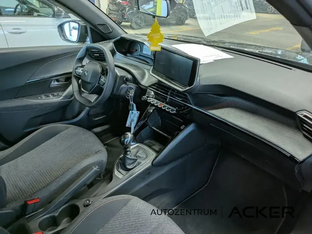Gebraucht Peugeot 2008 Style 101 PS (74 kW) 2025 Schwarz SUV