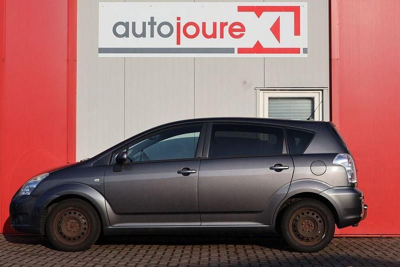 Gebraucht Toyota Verso Luna 131 PS (96 kW) 2009 Grau Van / Kleinbus