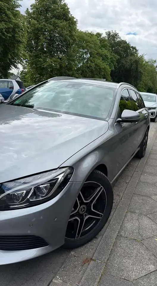 Gebraucht Mercedes 220 170 PS (125 kW) 2016 Silber Kombi