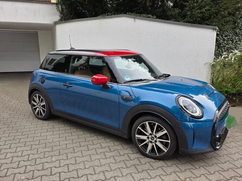 Blau Gebraucht 2023 Mini John Cooper Works Kleinwagen | 28.200 € (Superpreis) - Bild 1/4