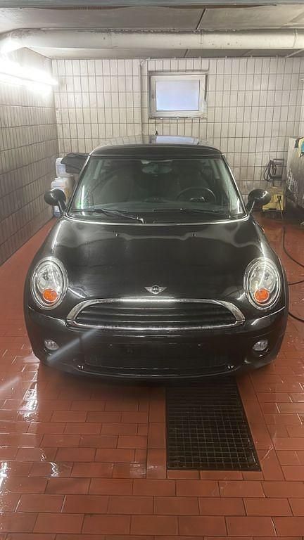 Schwarz Gebraucht 2009 Mini ONE Kleinwagen | 3.899 € (Fairer Preis) - Bild 1/4