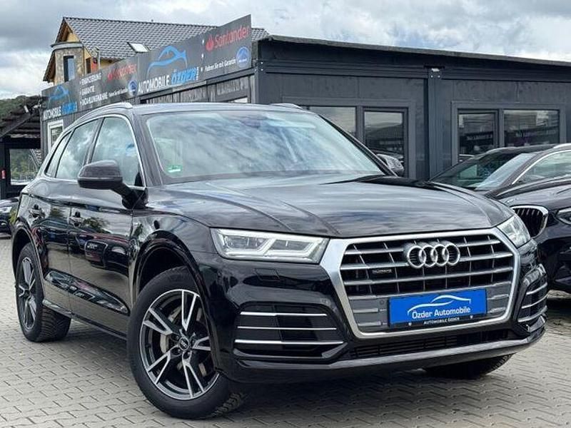 Schwarz Gebraucht 2020 Audi Q5 Ambiente SUV | 31.890 € - Bild 1/4