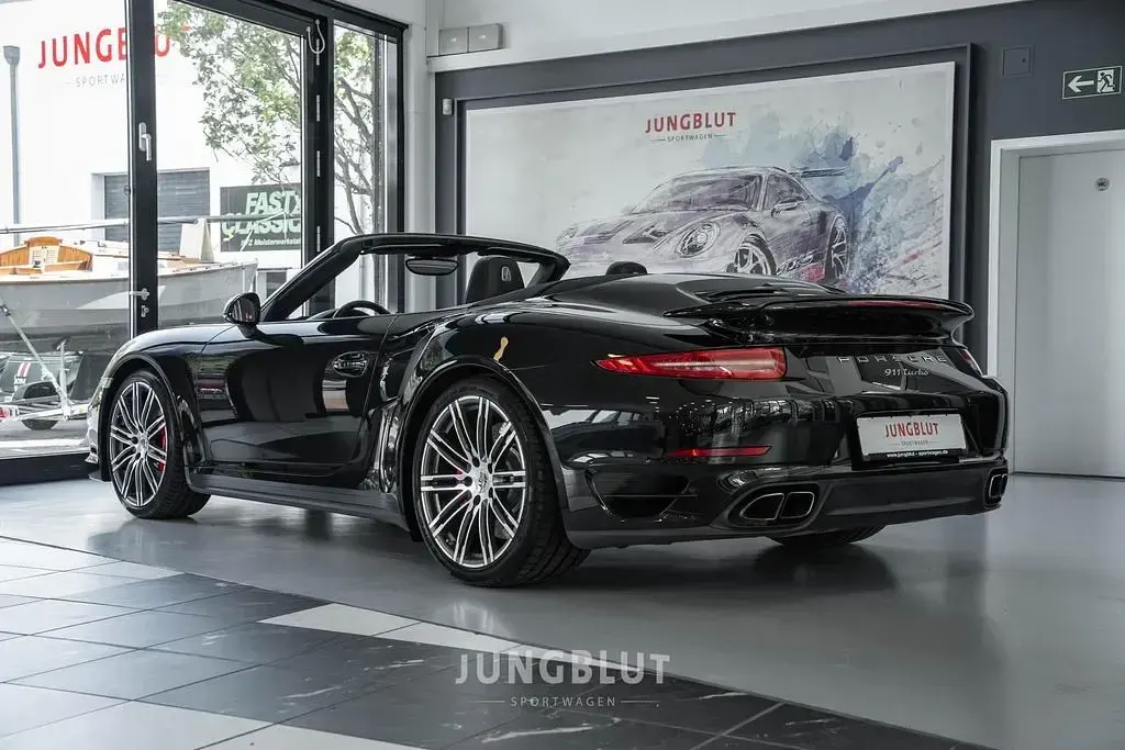 Begagnad Porsche 991 521 HK (383 kW) 2015 Svart Cab