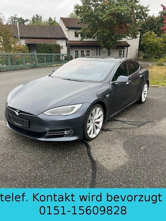 Grau Gebraucht 2017 Tesla Model S Performance Limousine | 32.999 € (Superpreis) - Bild 1/4