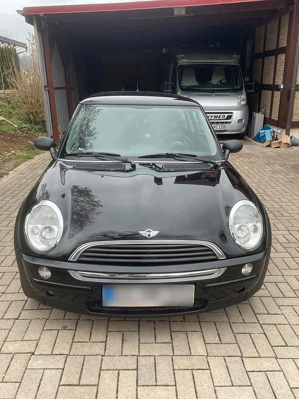 Usata Mini ONE 90 CV (66 kW) 2003 Nero Utilitaria