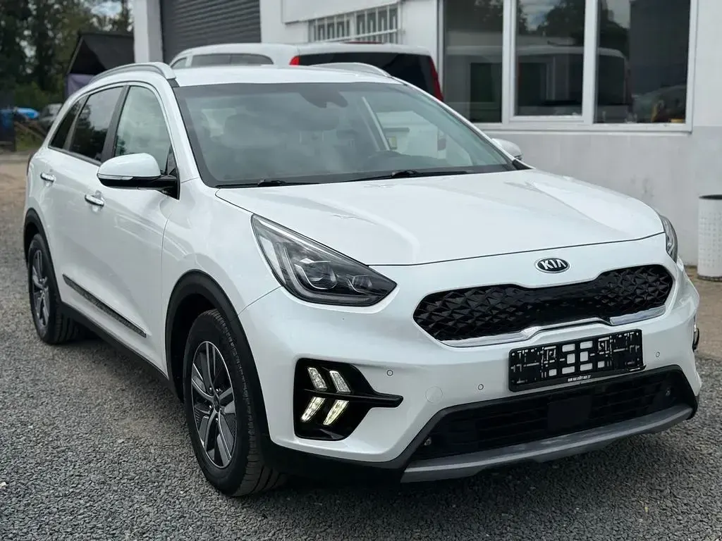 Gebraucht Kia Niro 105 PS (77 kW) 2020 Weiß SUV