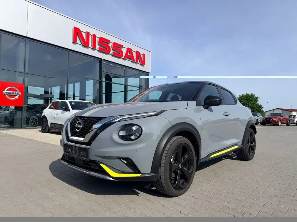 Gebraucht Nissan Juke 114 PS (83 kW) 2022 Ceramic grey p/black m (metallic) SUV