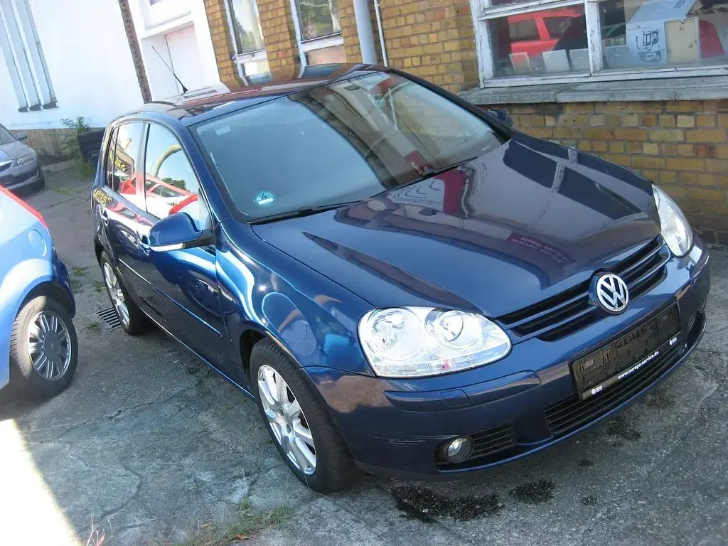 Gebraucht VW Golf V 102 PS (75 kW) 2008 Blau Kleinwagen