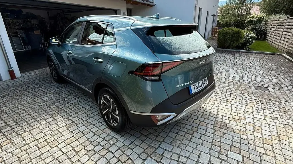 Gebraucht Kia Sportage Vision 150 PS (110 kW) 2023 Grau SUV