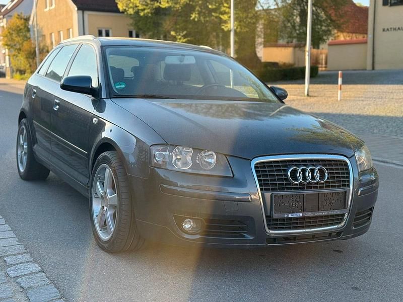 Second-hand Audi A3 140 CP (102 kW) 2007 Argintiu Hatchback