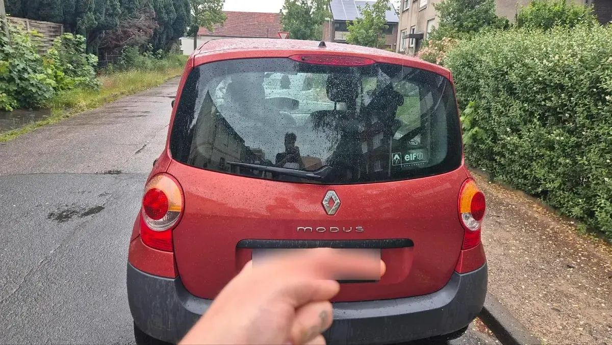 Gebraucht Renault Modus 75 PS (55 kW) 2006 Rot Van / Kleinbus